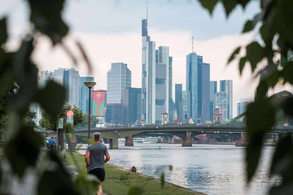Kontosperrung Rechtsanwalt: Wie komme ich an mein Geld